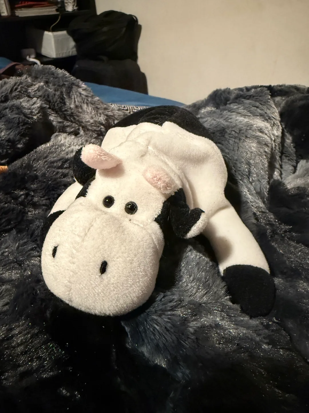 Floppy Friends Cow “Beany Baby” thumbnail