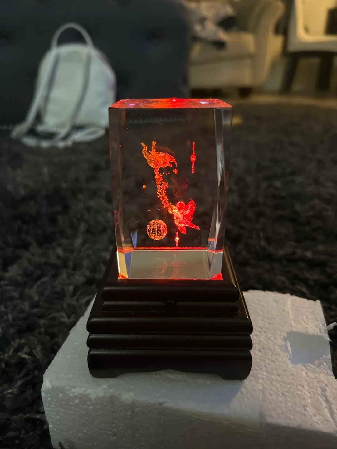 Secret Treasures Illuminated Glass Figurine image indicator(3)