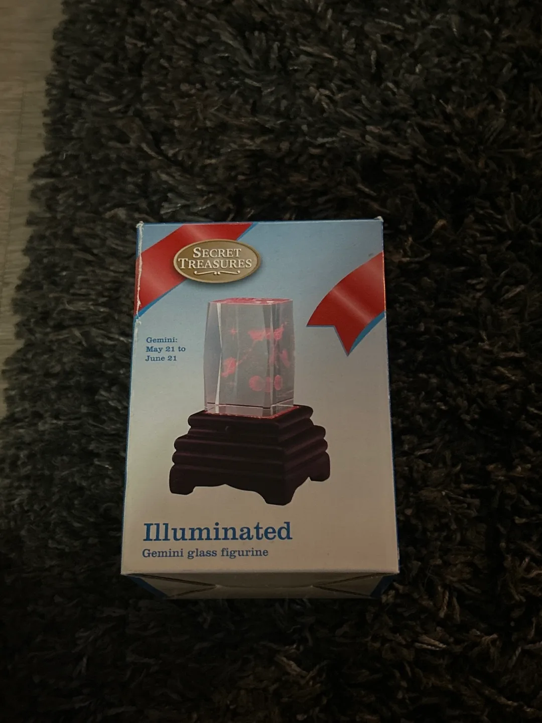 Secret Treasures Illuminated Glass Figurine thumbnail