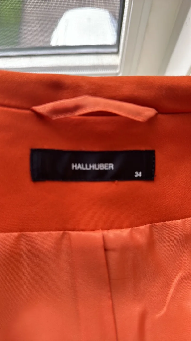 HALLHUBER Burnt Orange mid-length trench * Euro size 34 US XS image indicator(6)