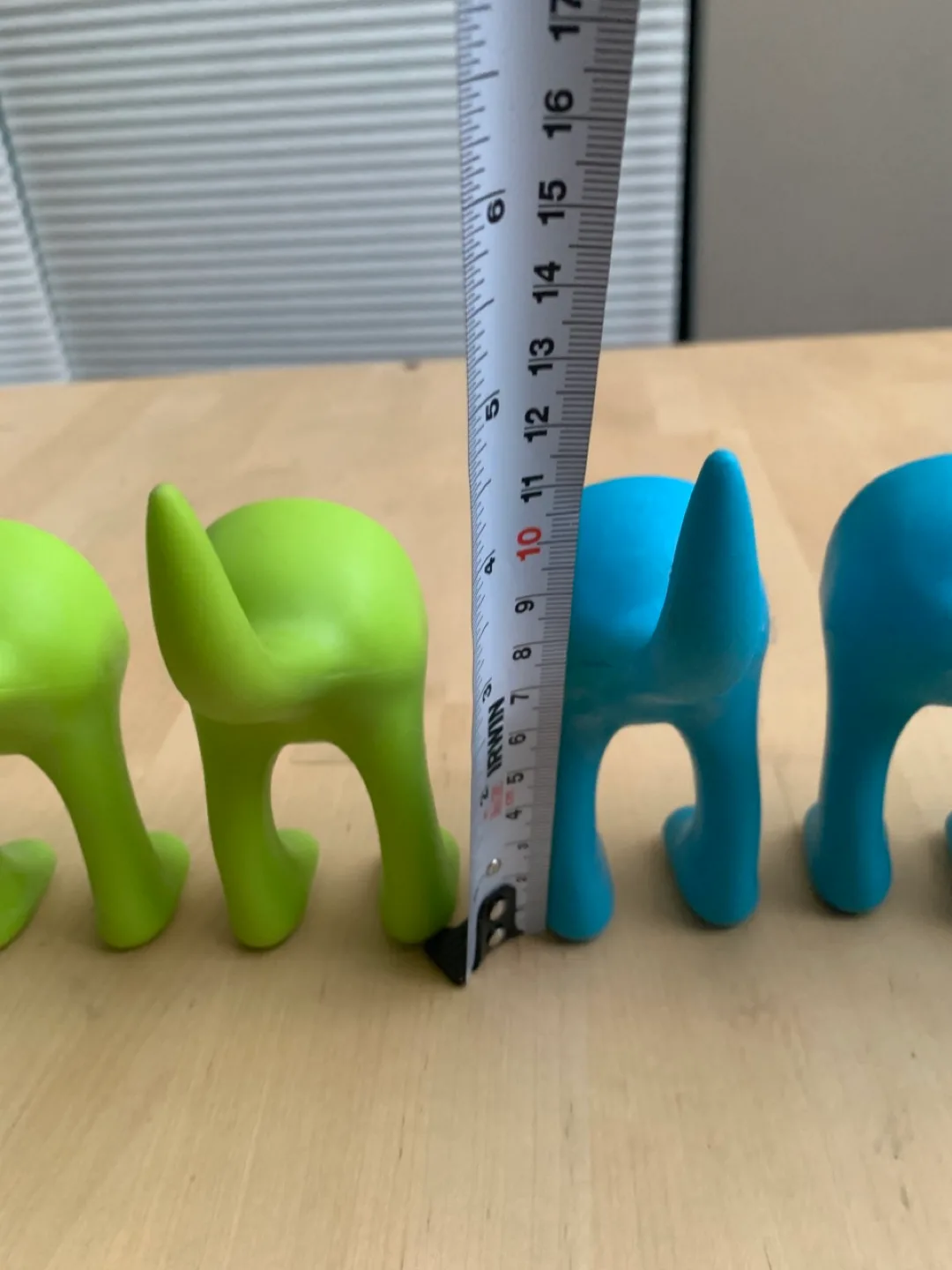 Set of colourful animal figurines image indicator(2)