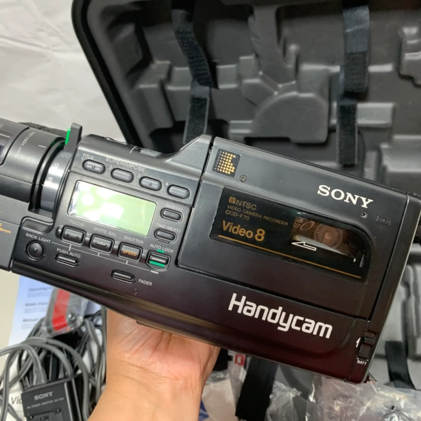 Sony Video 8 Camera Recorder CCD-F70 Kit image indicator(10)
