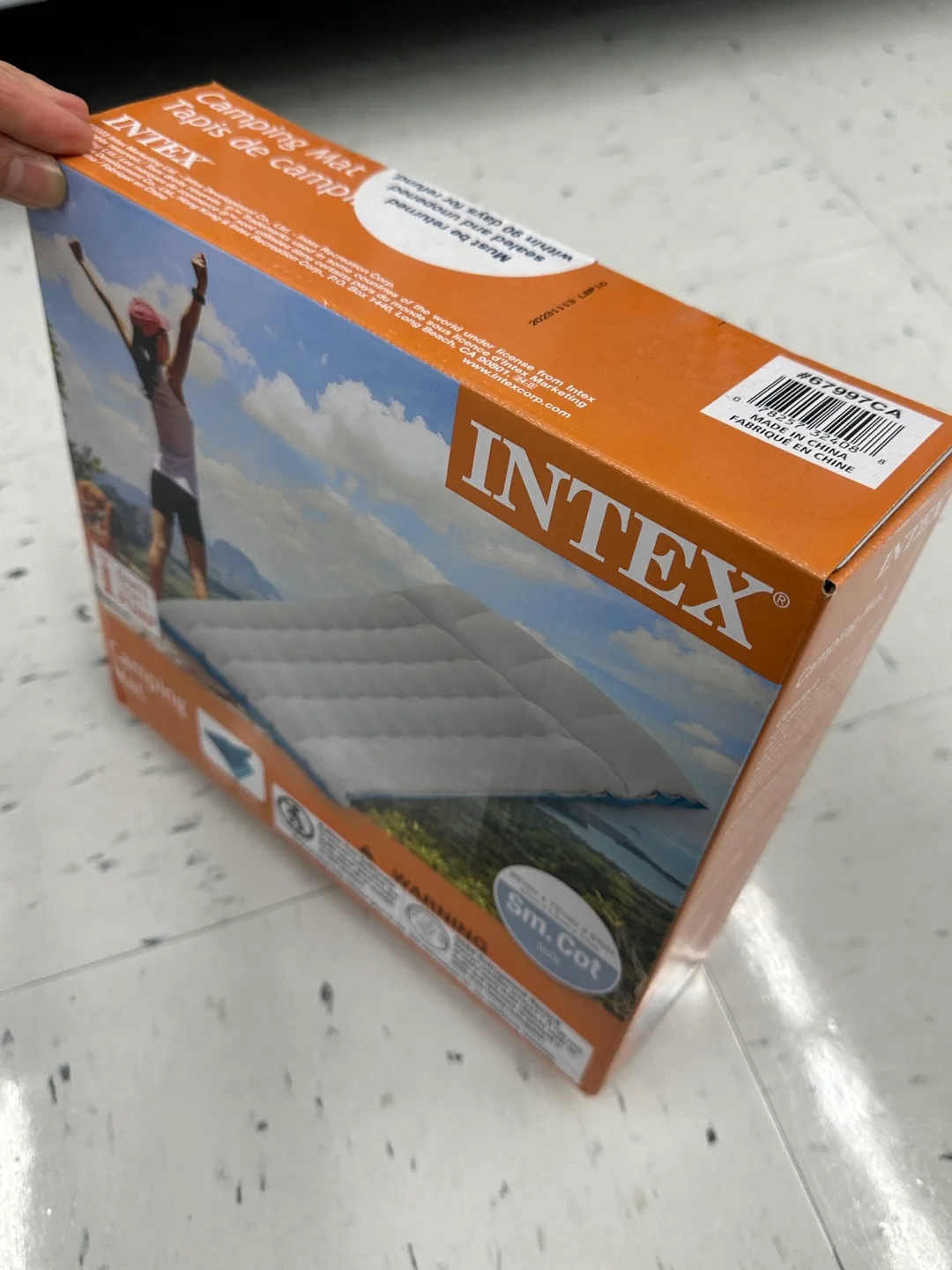 Brandnew Queen Airbed,Camping mat image indicator(4)