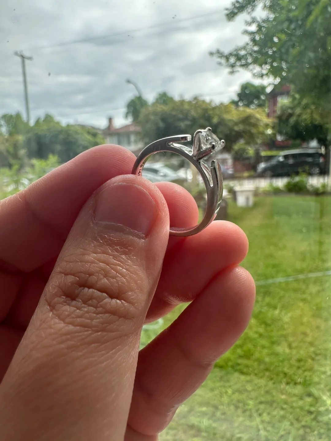 14K Diamond Ring for Women image indicator(5)