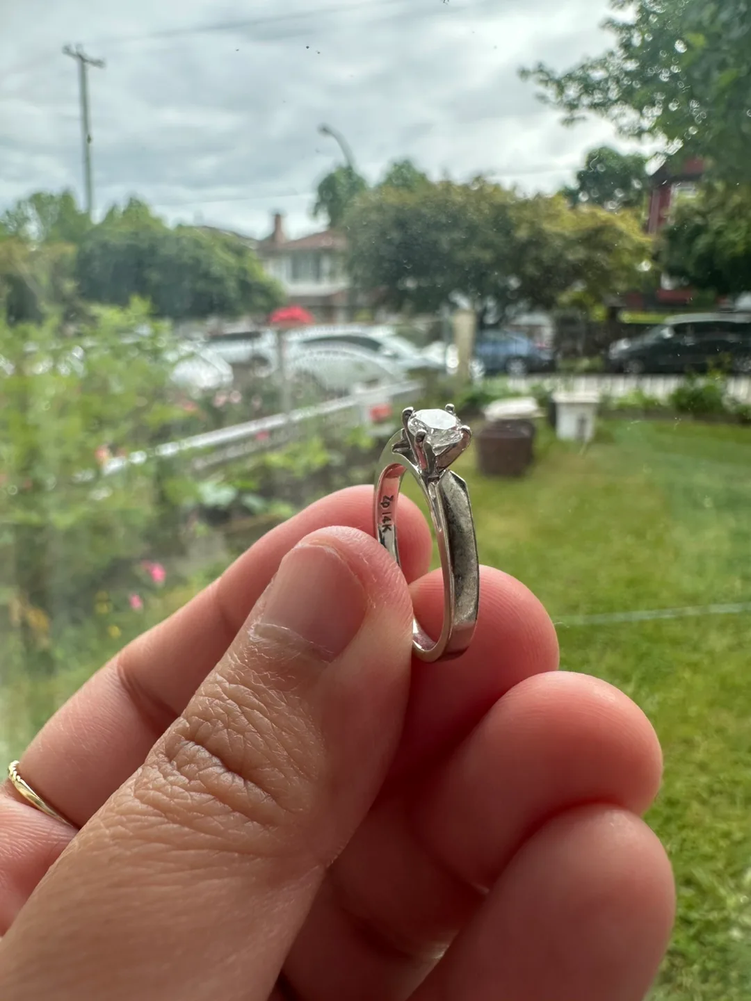 14K Diamond Ring for Women image indicator(4)