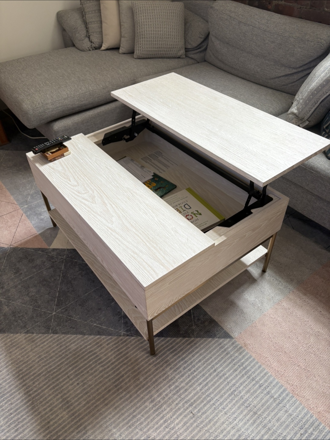 Lift-Top Coffee Table