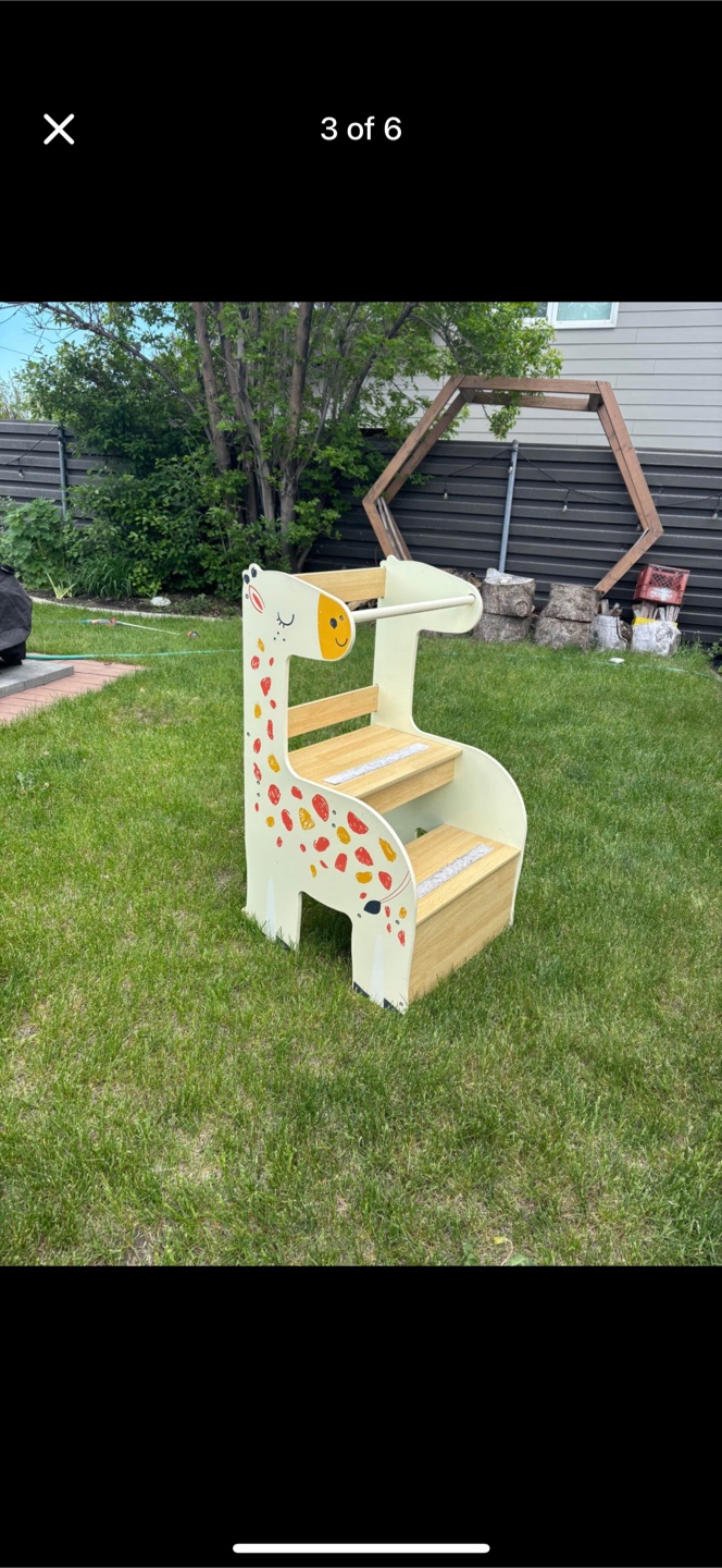 Giraffe Learning Tower - photo 2