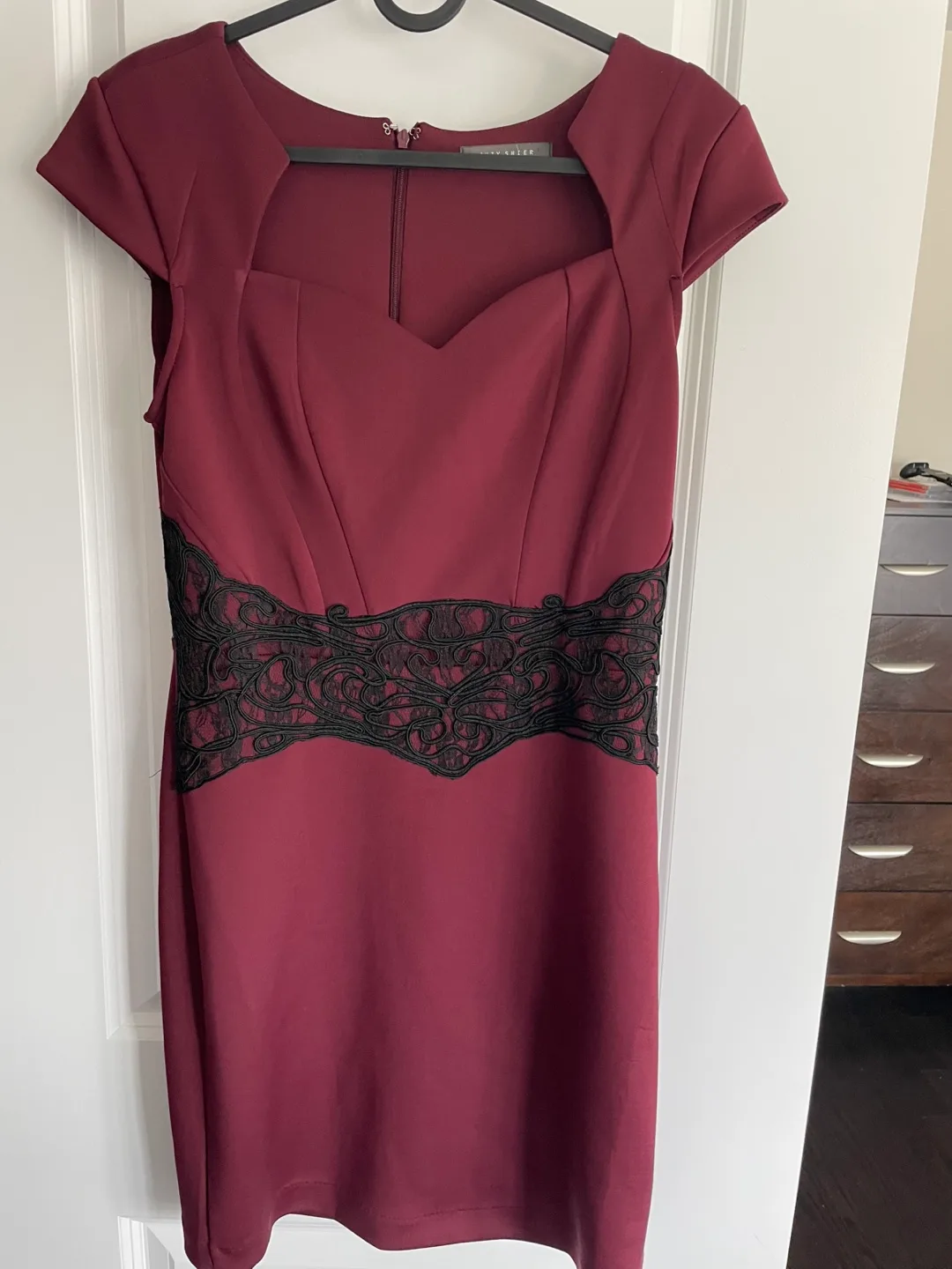 Burgundy dress with black lace detail thumbnail