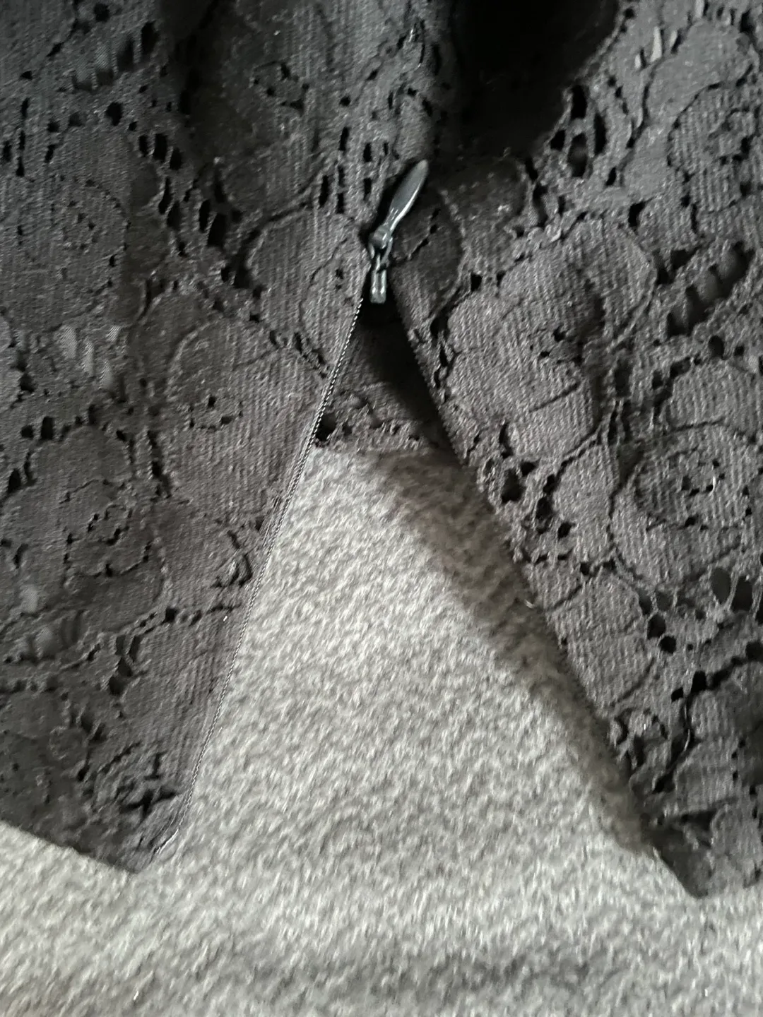 Black Lace Skirt image indicator(3)