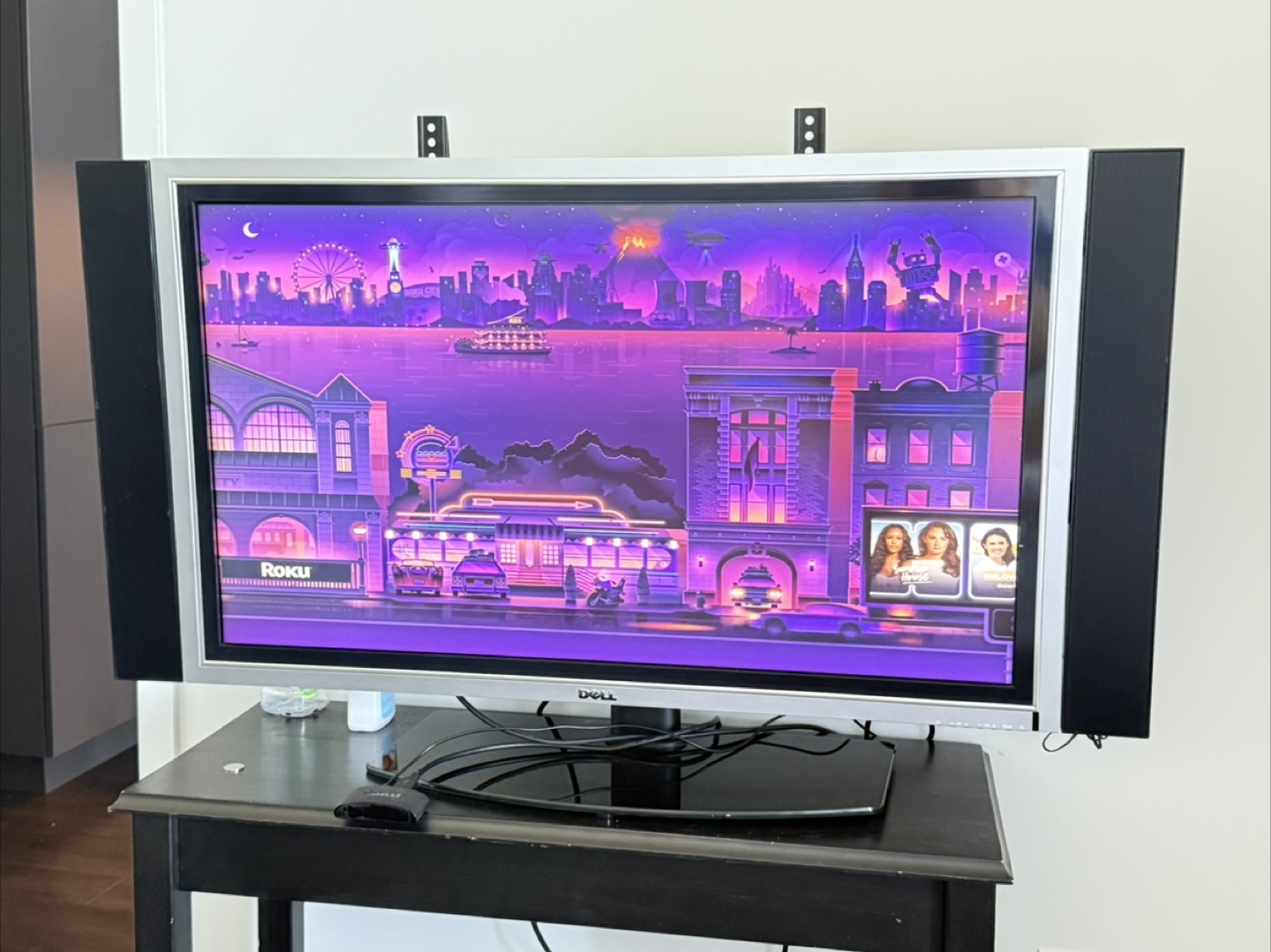 Dell Flat Screen TV