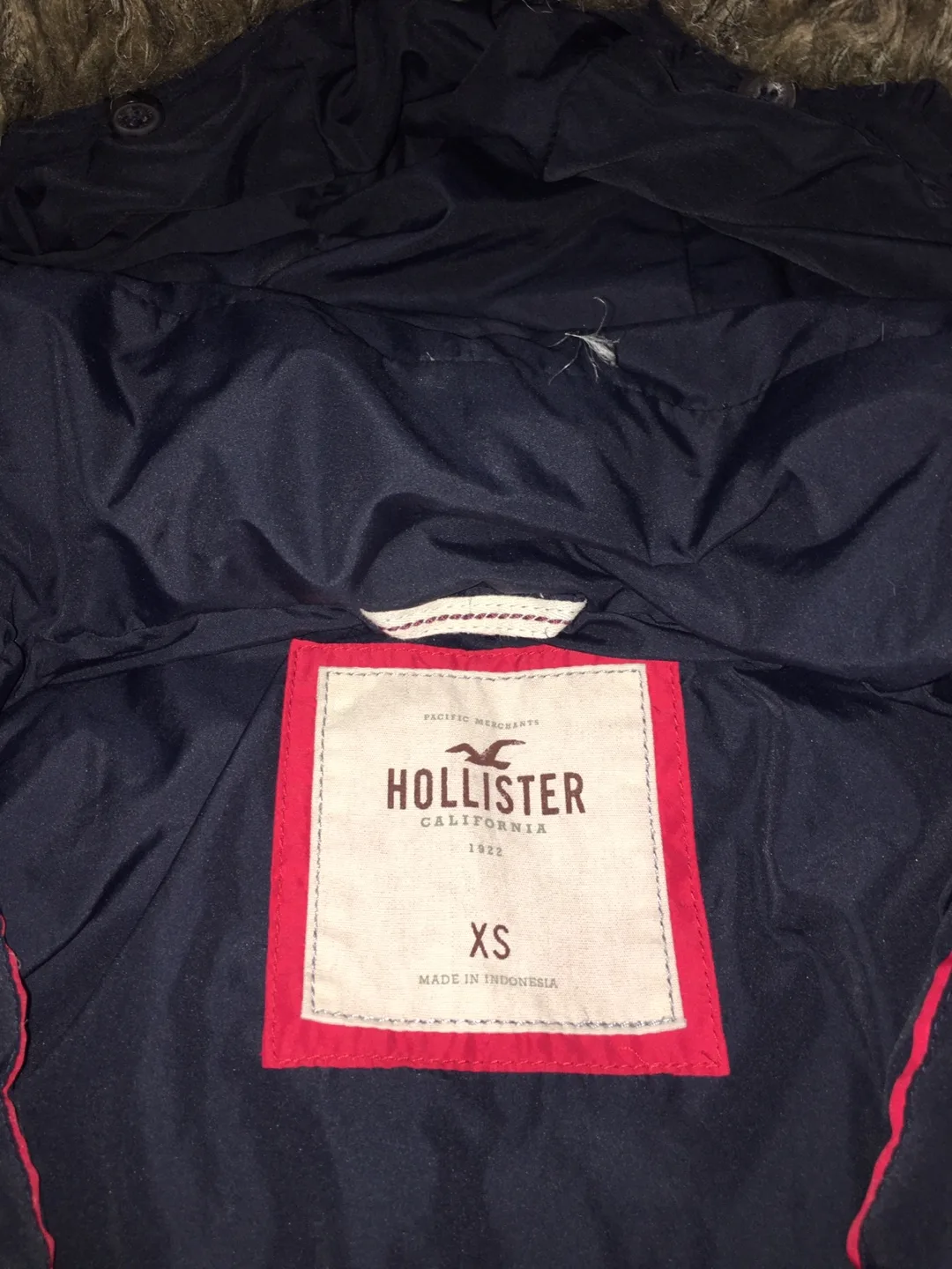 Hollister Winter Puffer Jacket thumbnail