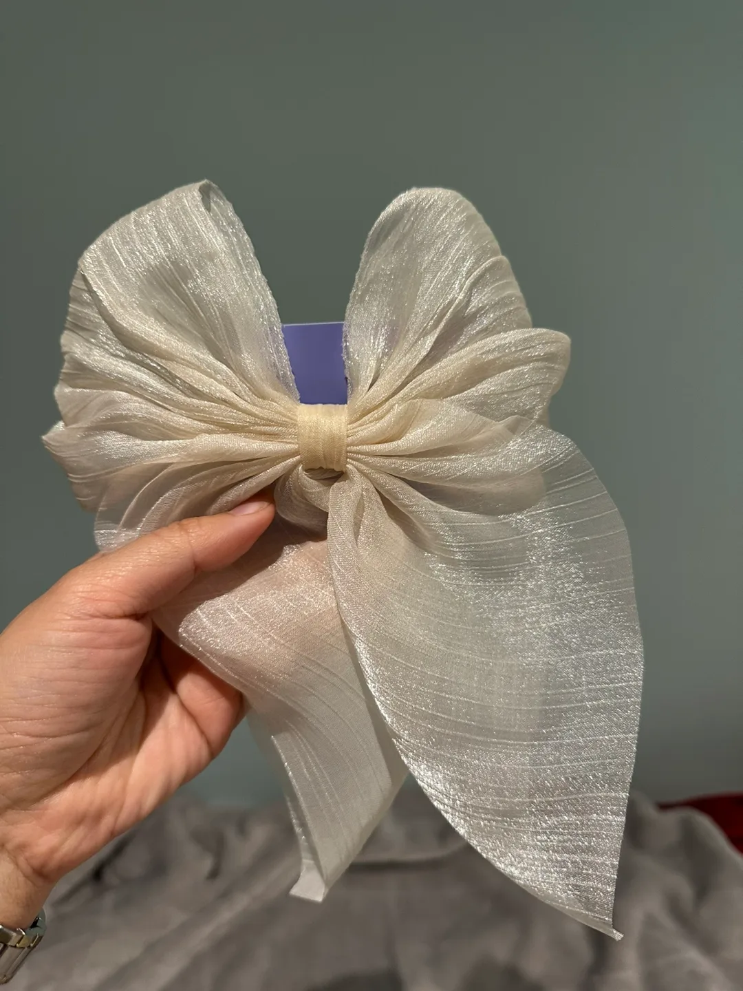 Large Bow Hair Clip thumbnail