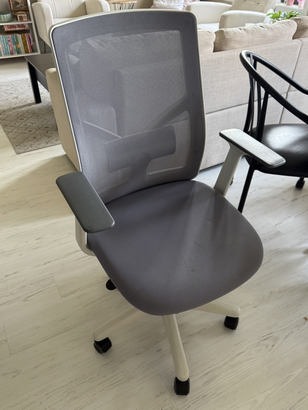 Gray Mesh Office Chair