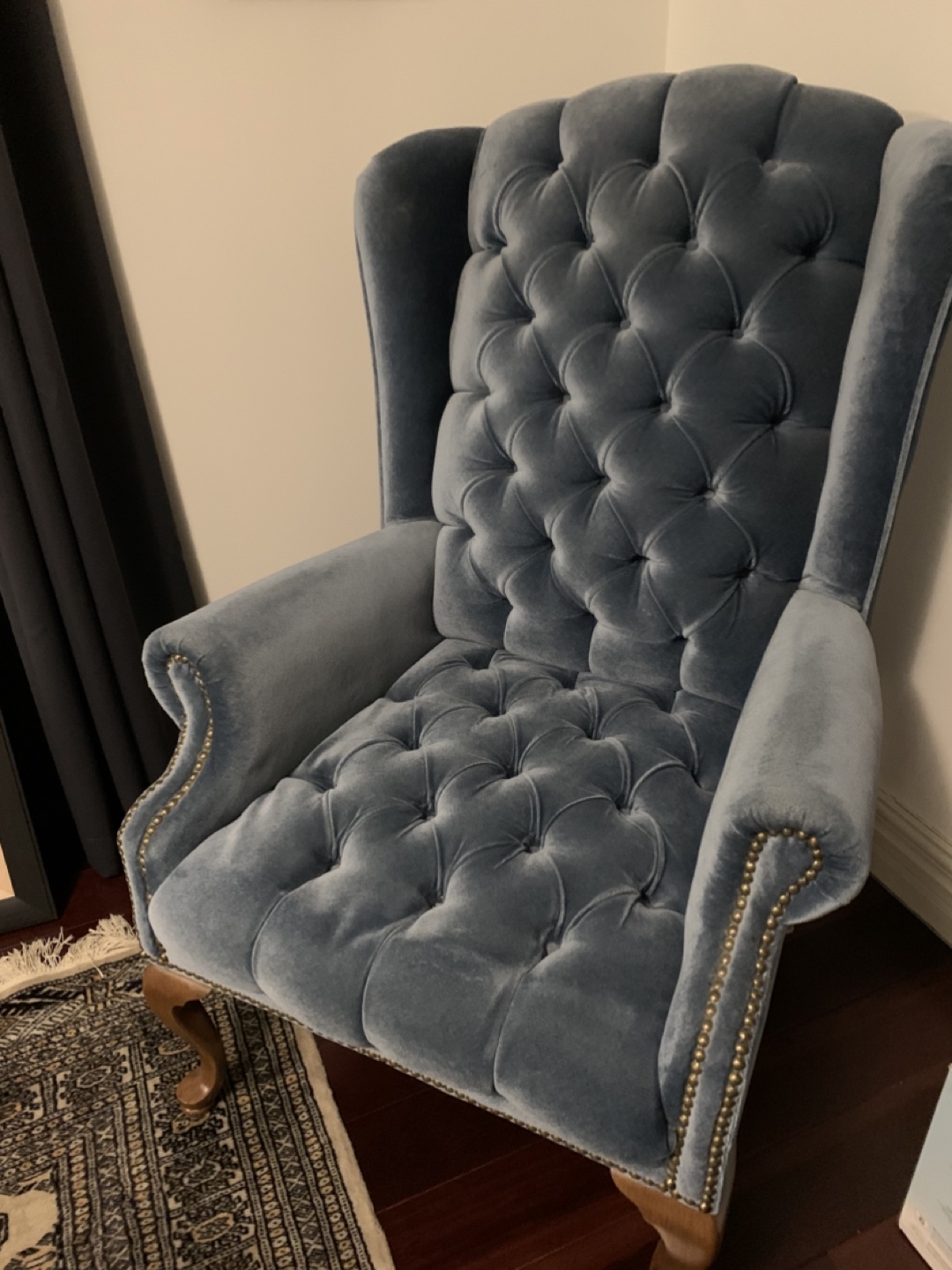 Antique Wingback chair - photo 2