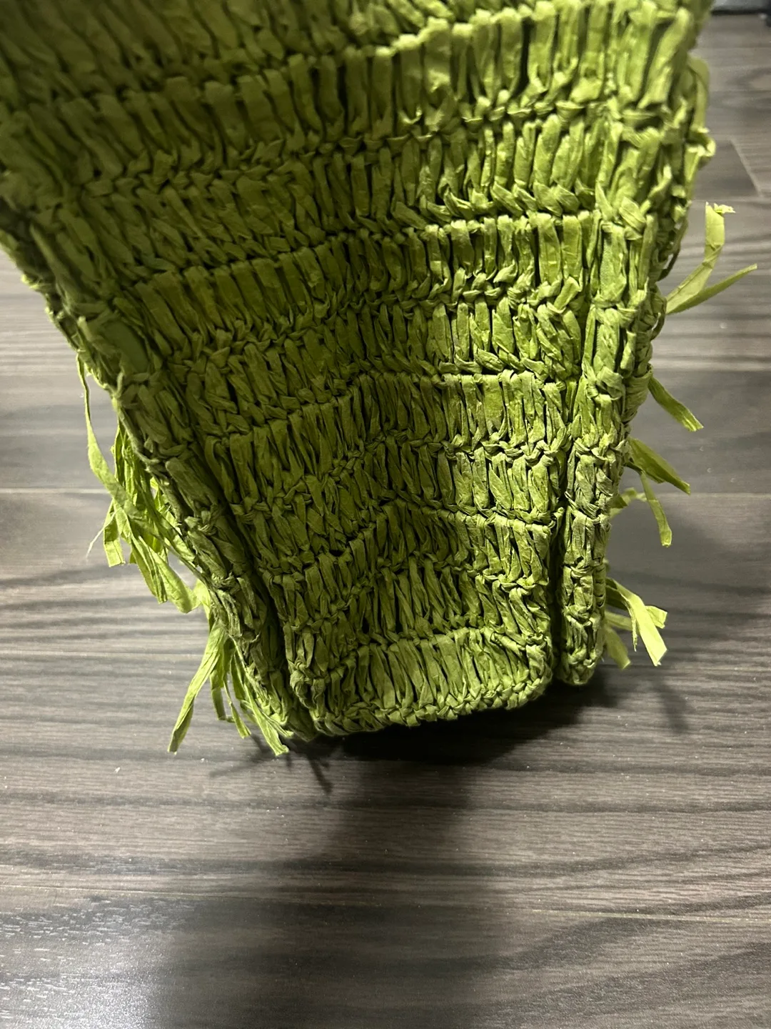 Green straw paper fringe tote bag, never used , from Miami!! image indicator(2)