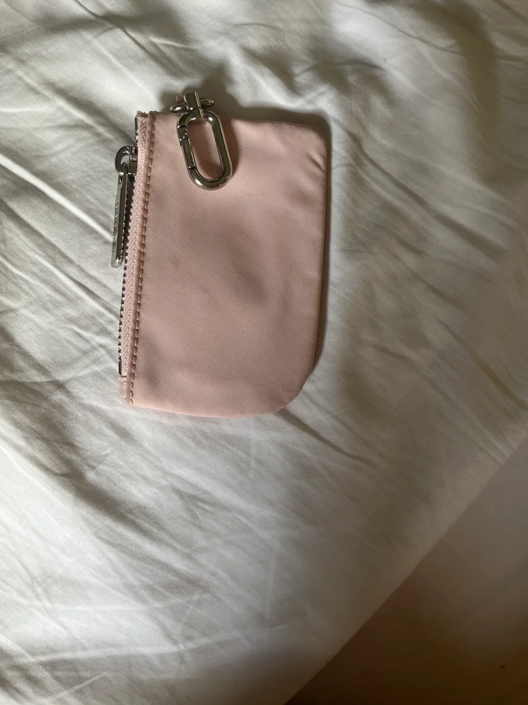 Lululemon wallet image indicator(3)