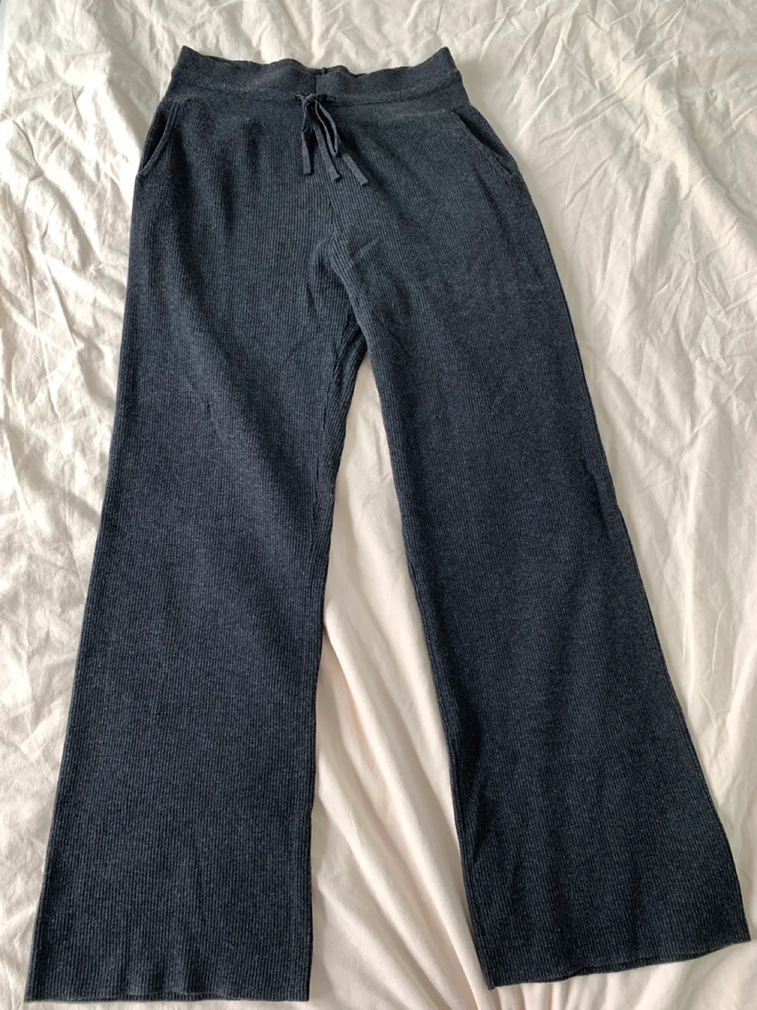 Uniqlo Dark blue wide-leg pants size XL thumbnail
