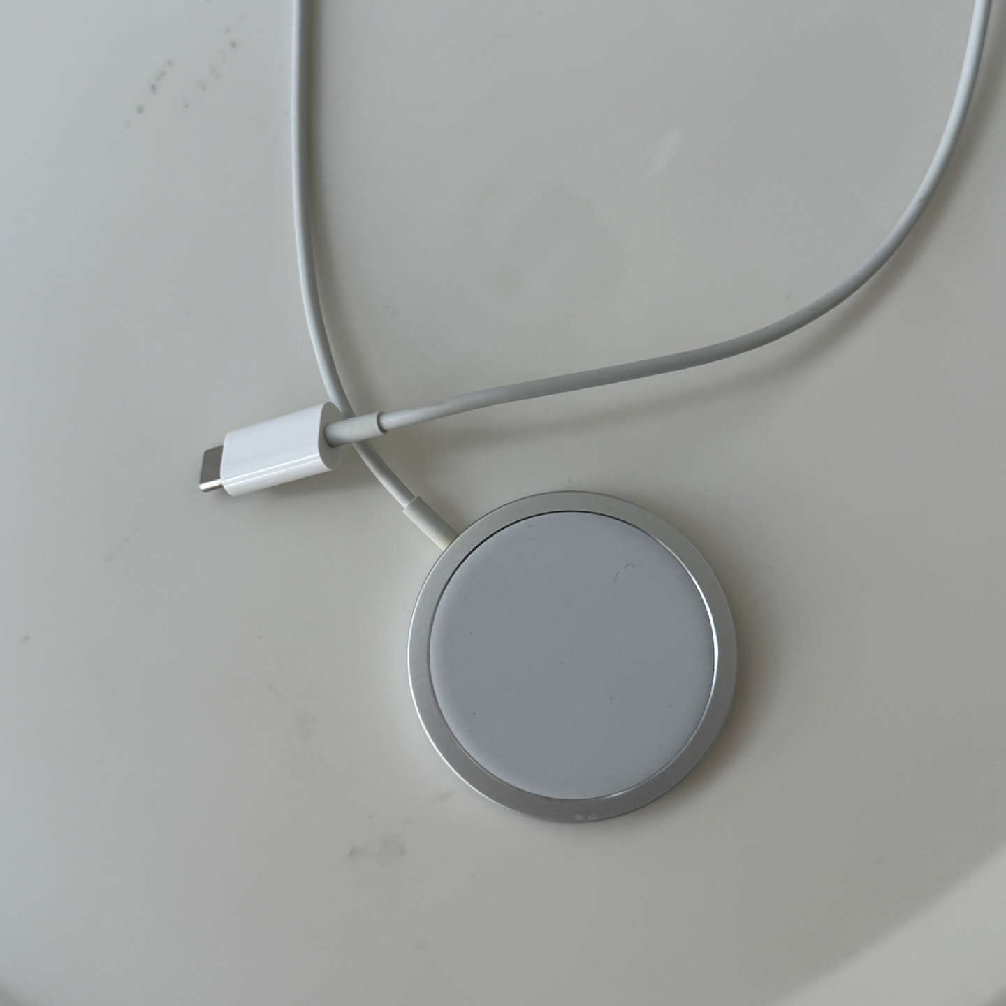 Apple Magsafe charger - photo 3