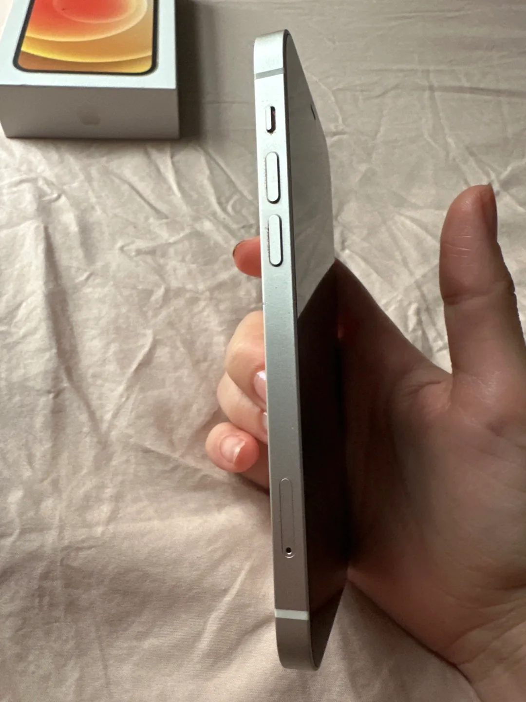 iPhone 12 White 256gb image indicator(5)