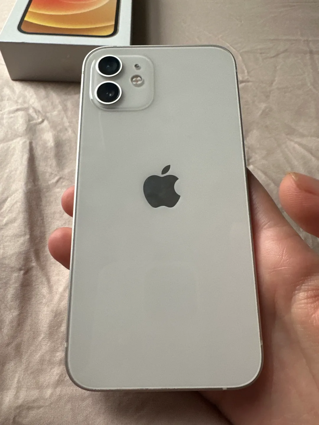 iPhone 12 White 256gb image indicator(6)