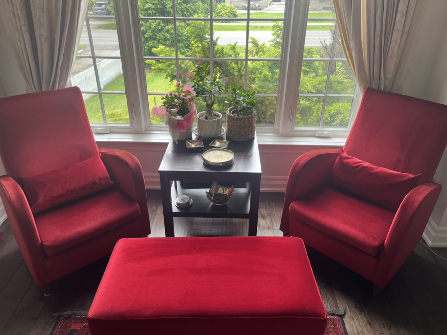 Red Armchair Set with Ottoman - photo 2