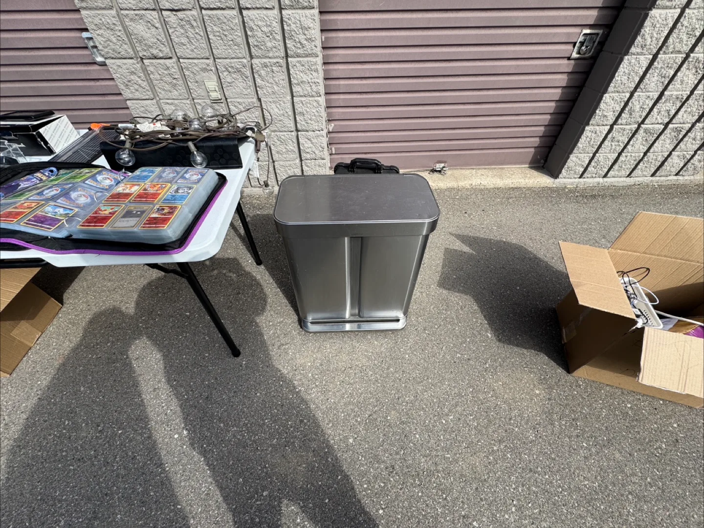 Dual Compartment Kitchen Trash Bin thumbnail