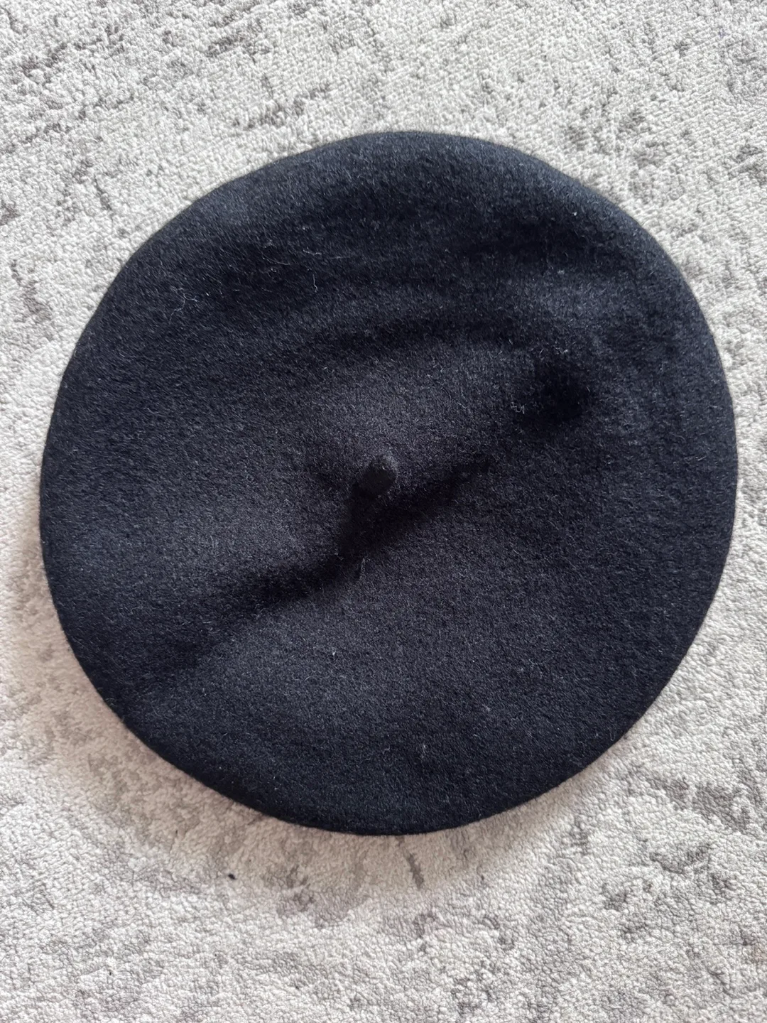 H&M Black Beret image indicator(2)