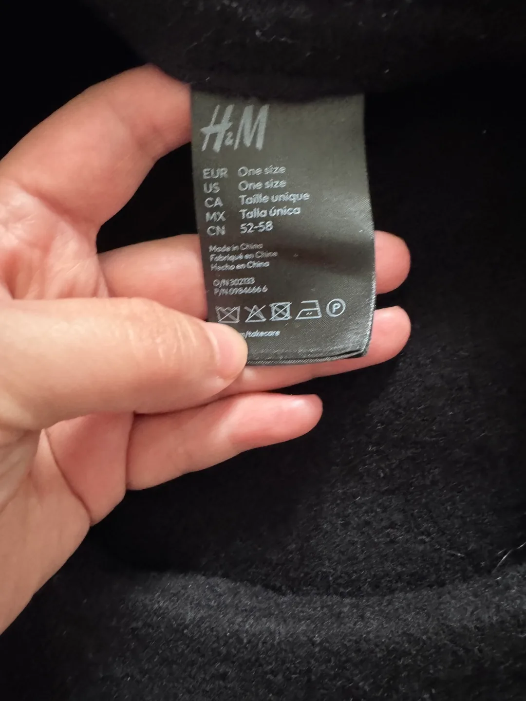 H&M Black Beret image indicator(4)