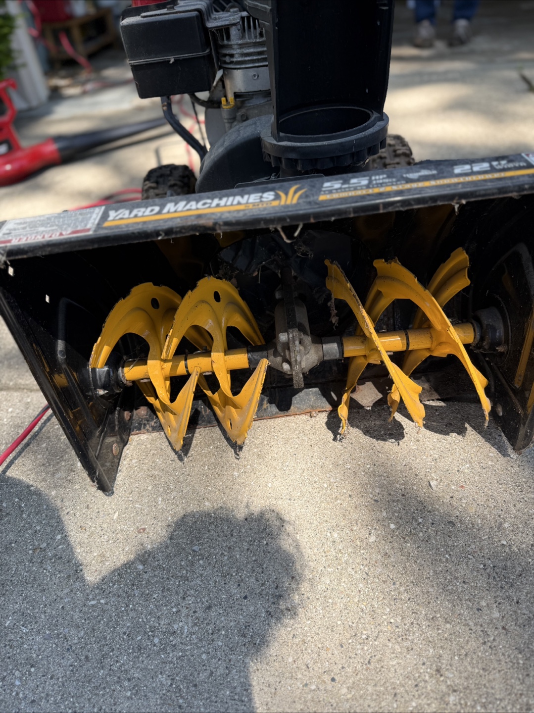 Yard Machines Snowblower - photo 3