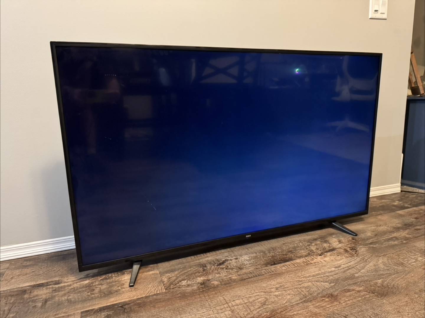 55” Smart TV - photo 3