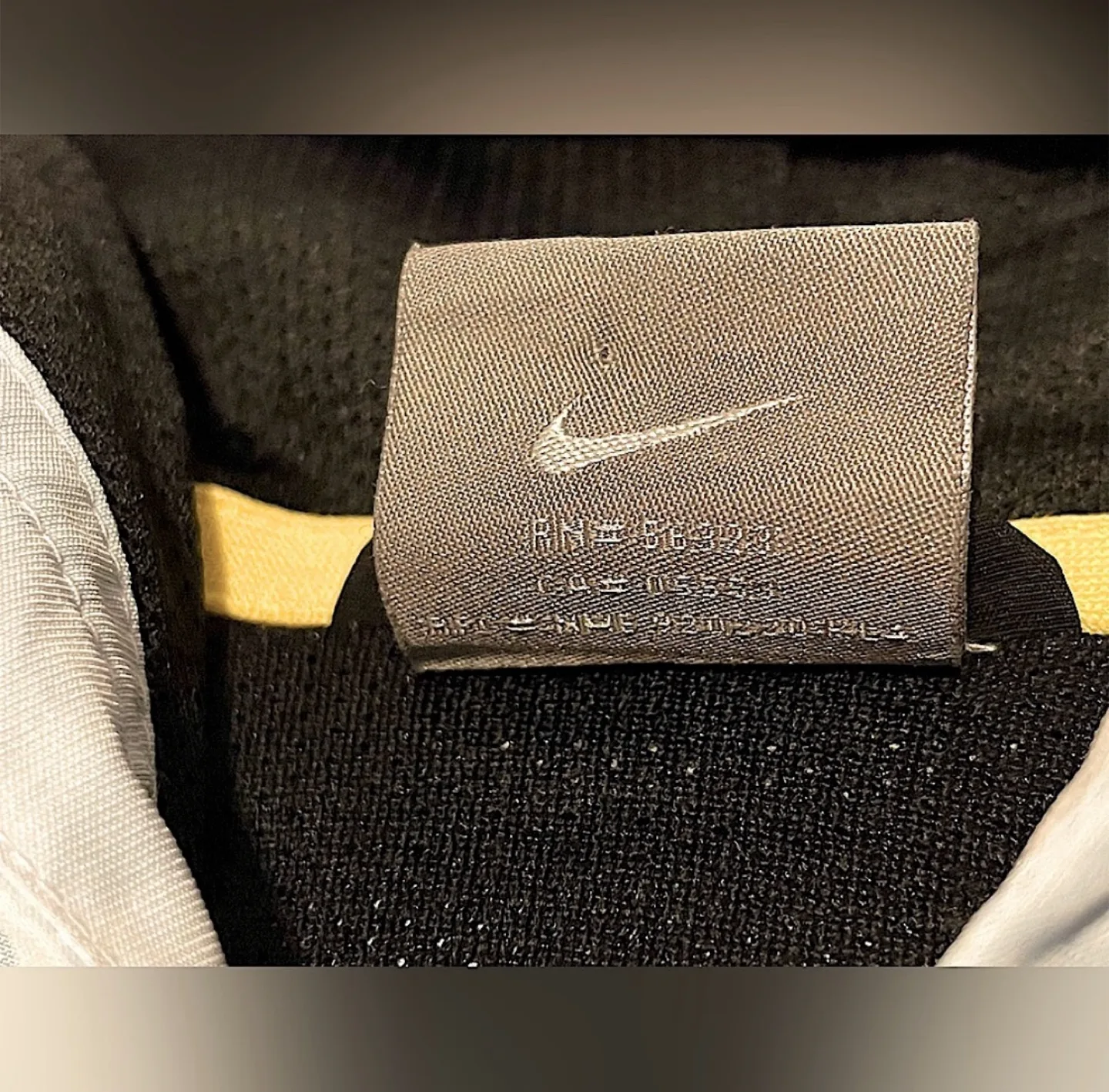 NIKE Rare Y2K Hooded Windbreaker image indicator(7)