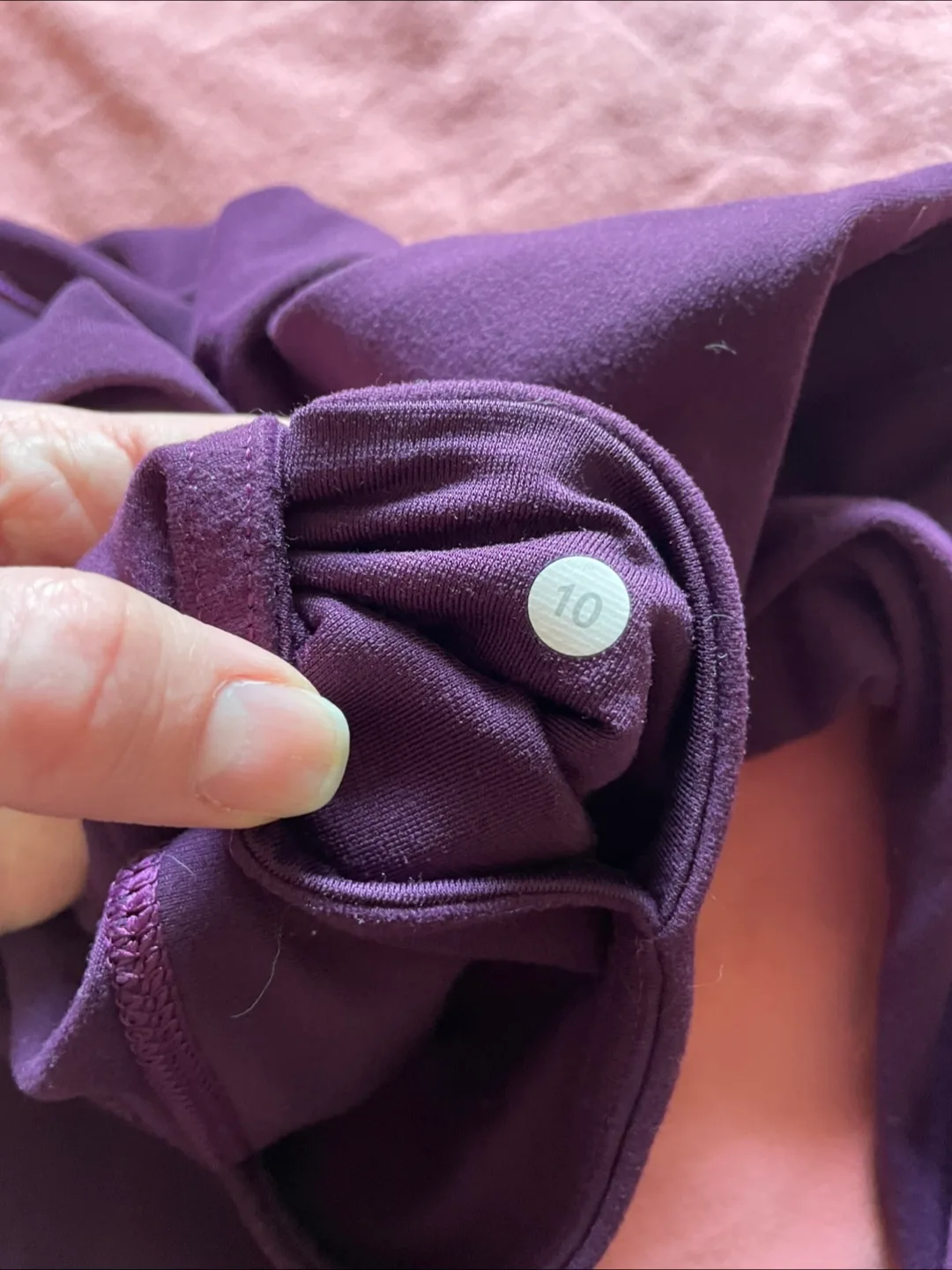 Lululemon leggings sz 10 image indicator(3)