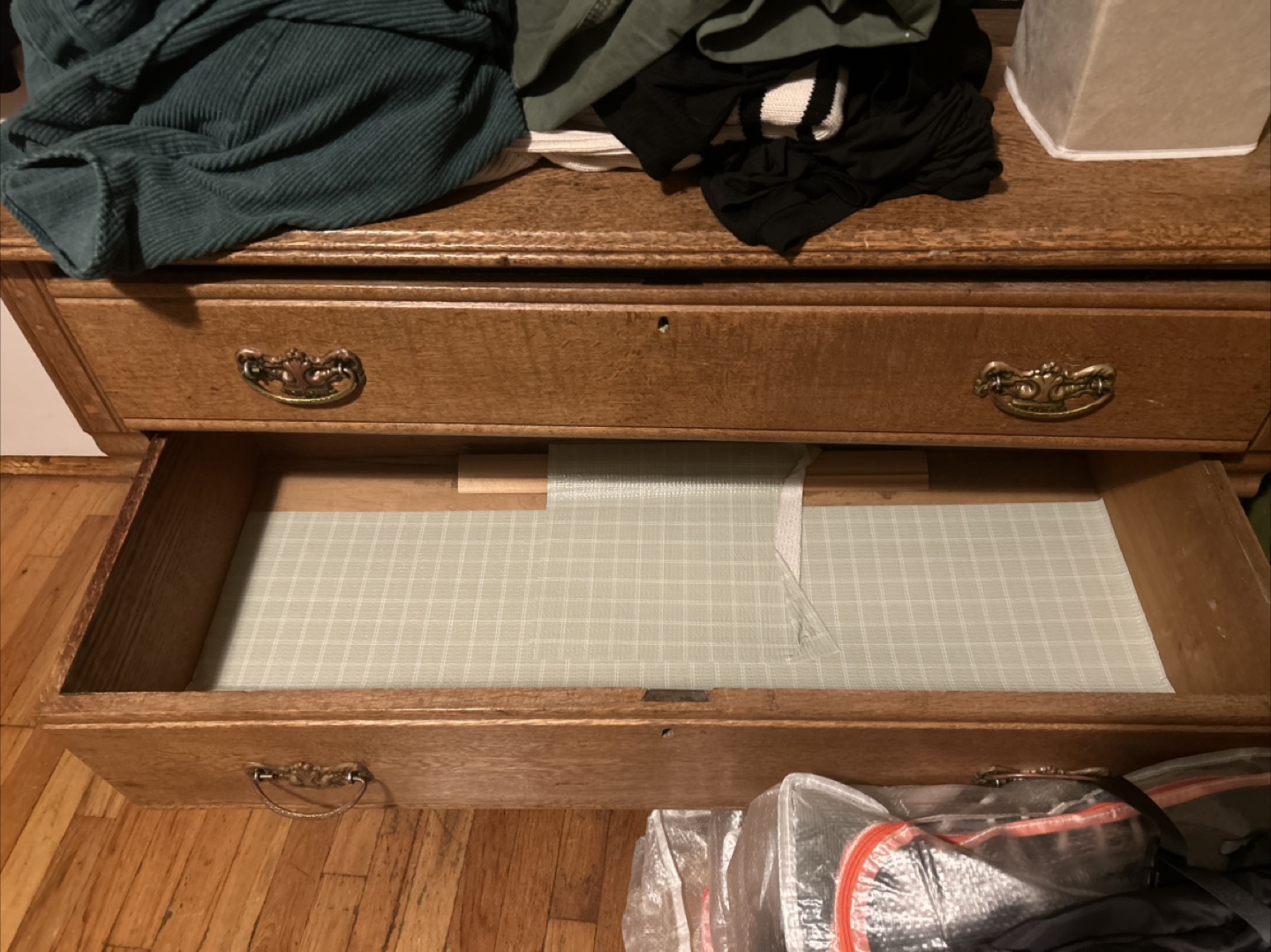 Vintage Wooden Dresser - photo 3