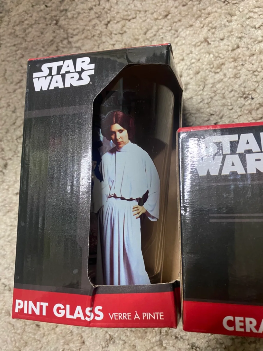 Star Wars Pint Glass and Ceramic Mug image indicator(2)