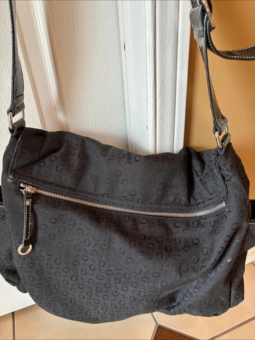 GUESS Black Laptop Bag image indicator(3)