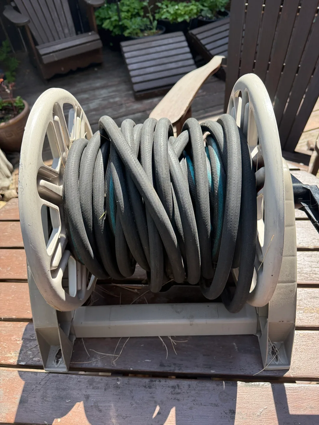 50 ft Rubber Hose and Garden Hose Reel thumbnail