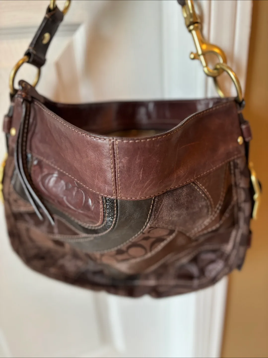 Coach Brown Leather Shoulder Bag image indicator(2)