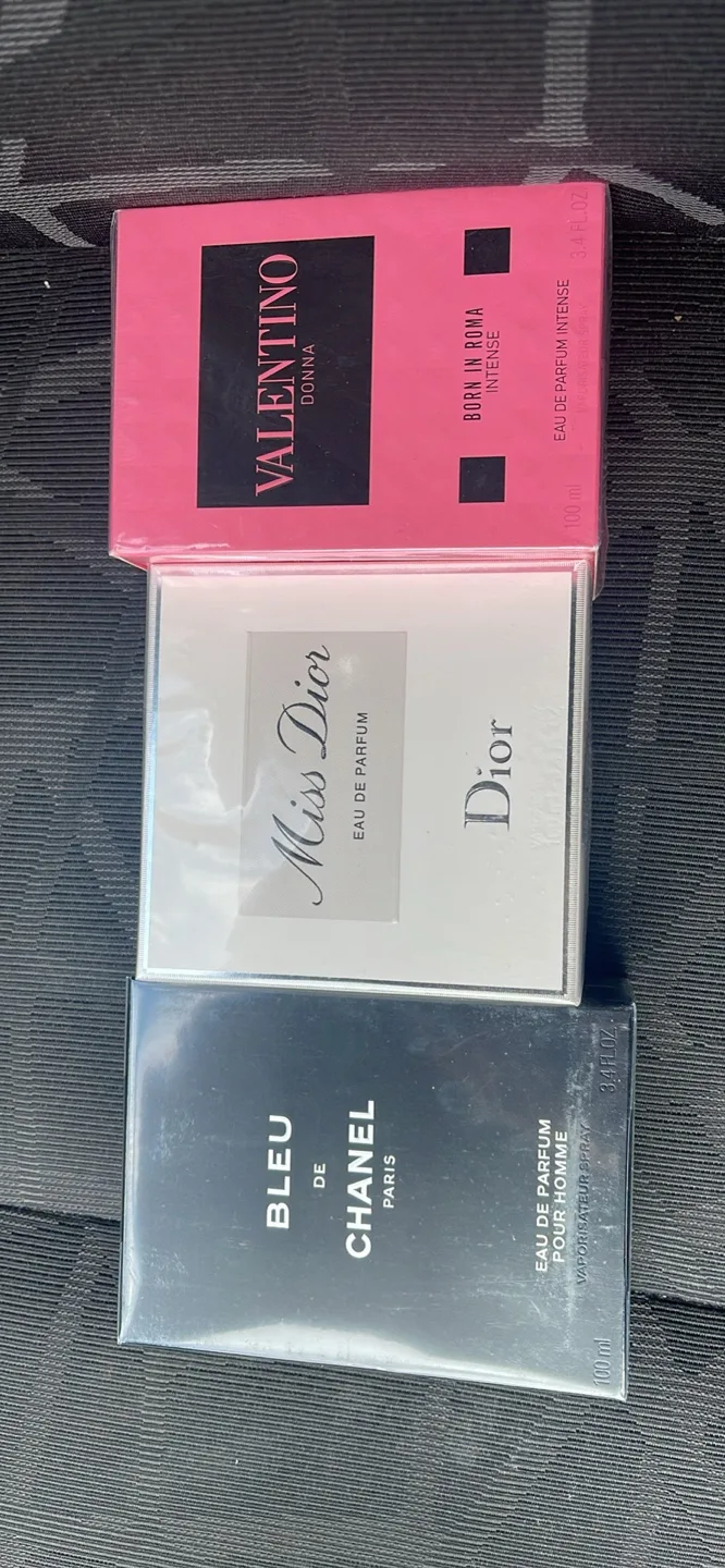 Fragrance Bundle - Various Brands thumbnail