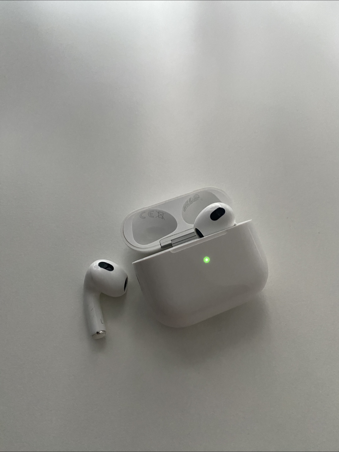 AirPods 3 negotiable