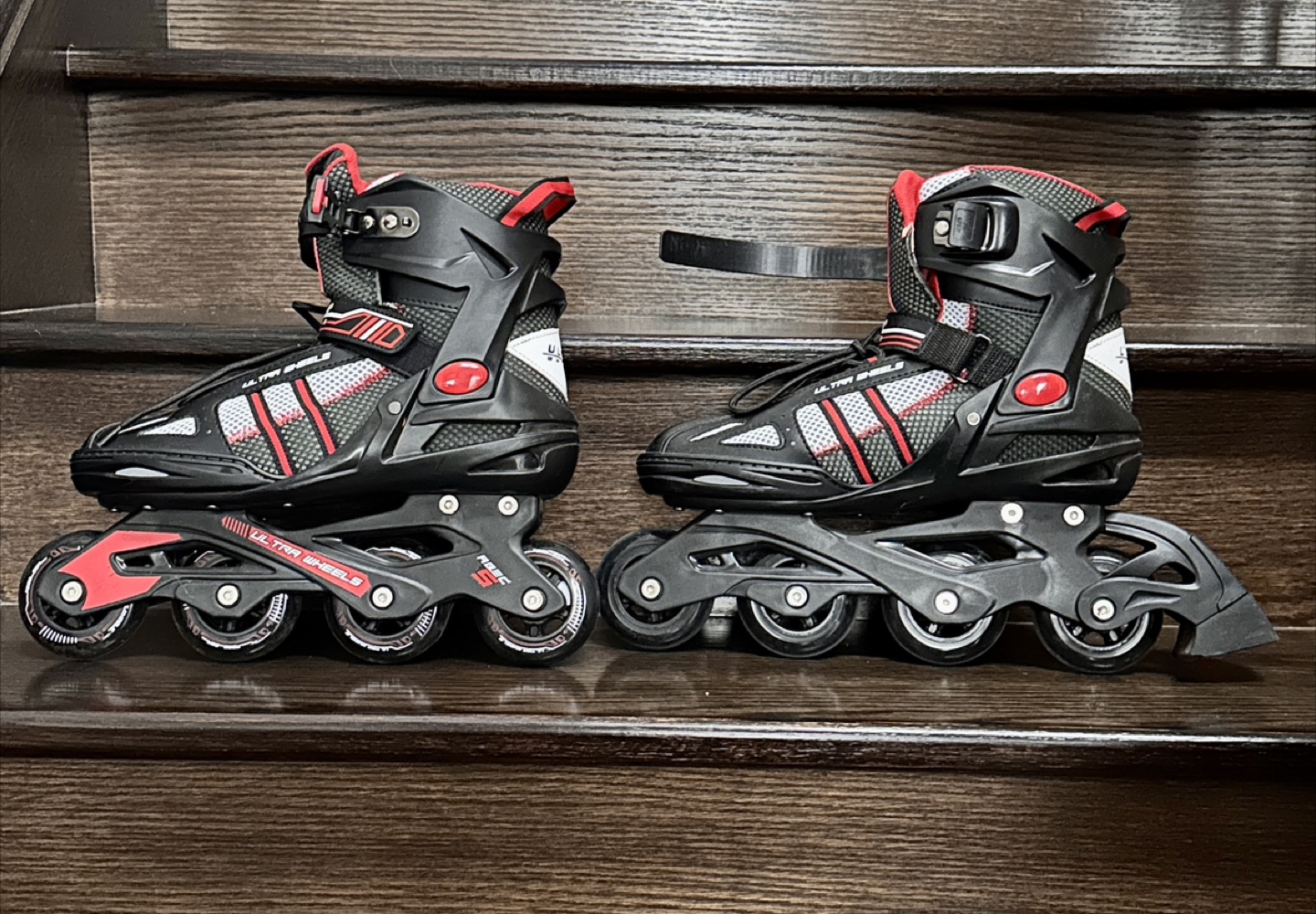Roller Skates in excellent condition - youth Size 9