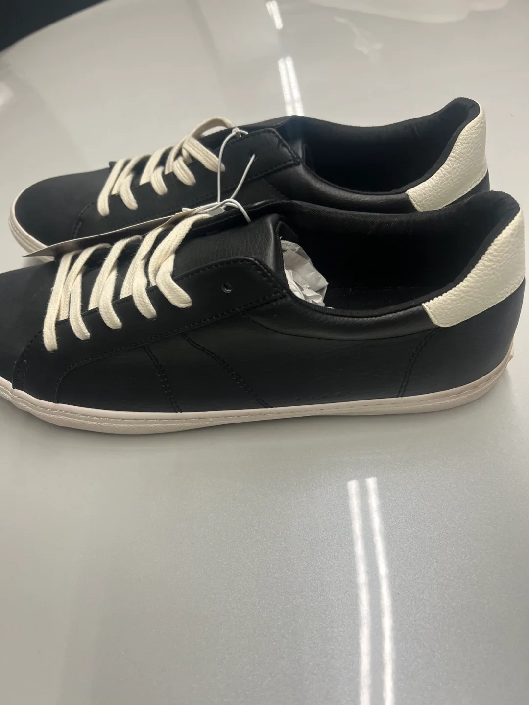 Brand New Old Navy Black Sneakers image indicator(4)