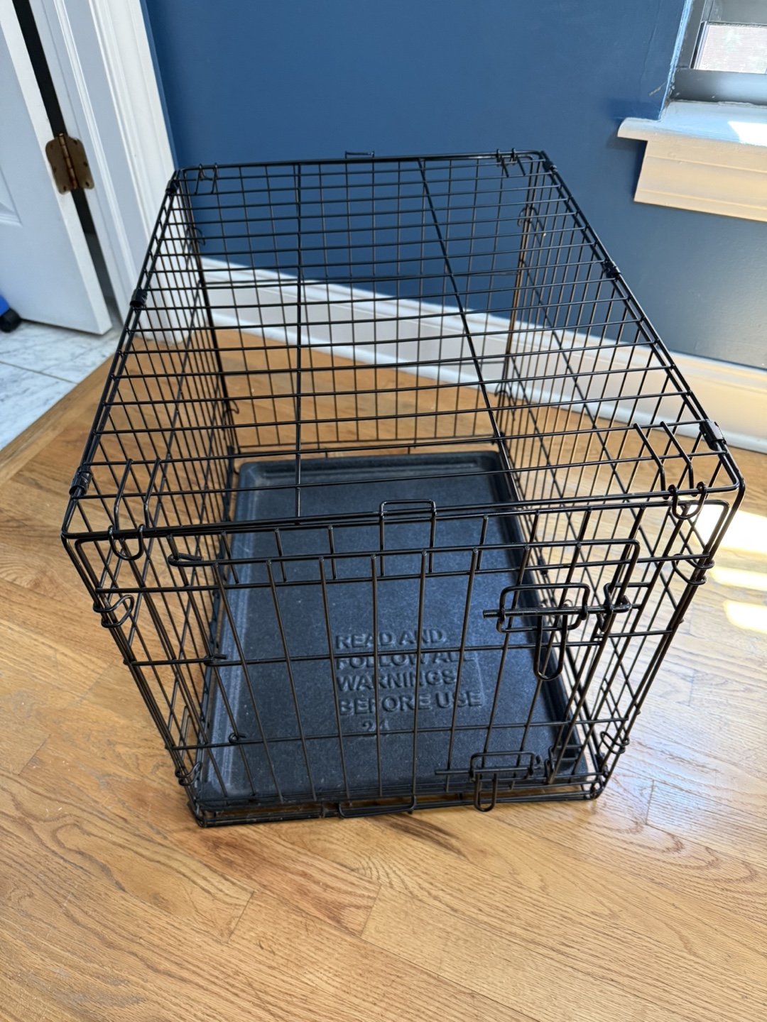 24”X17”X17” single door metal dog crate