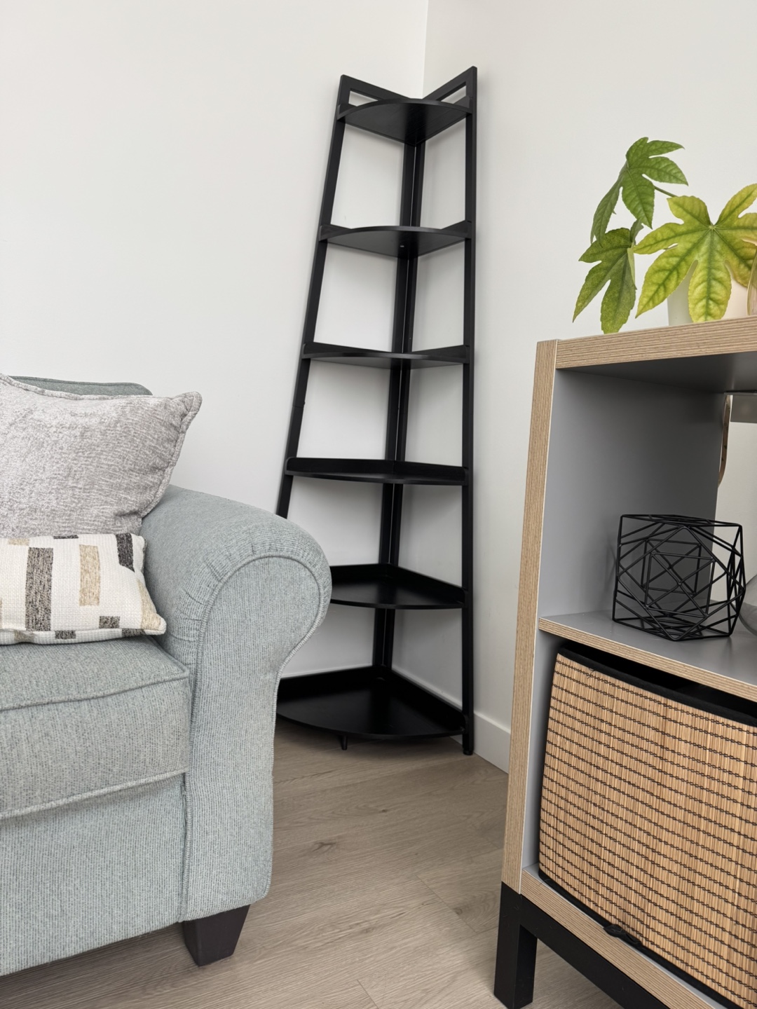 6-Tier Corner Bookshelf - photo 4
