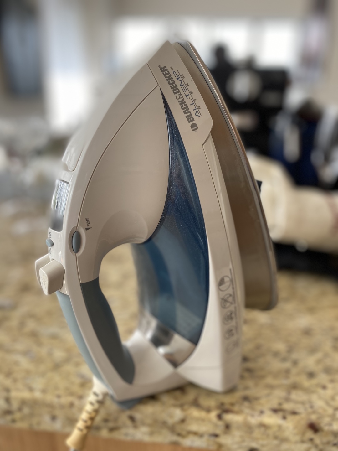 Black & Decker Iron - photo 2