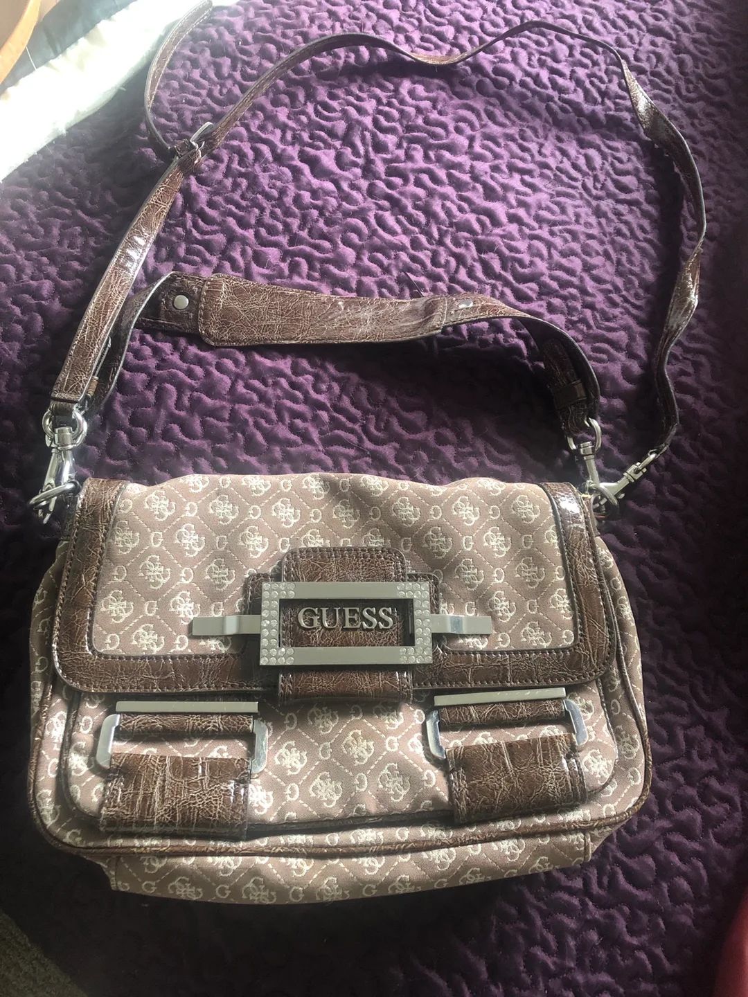 Guess Crossbody Bag thumbnail