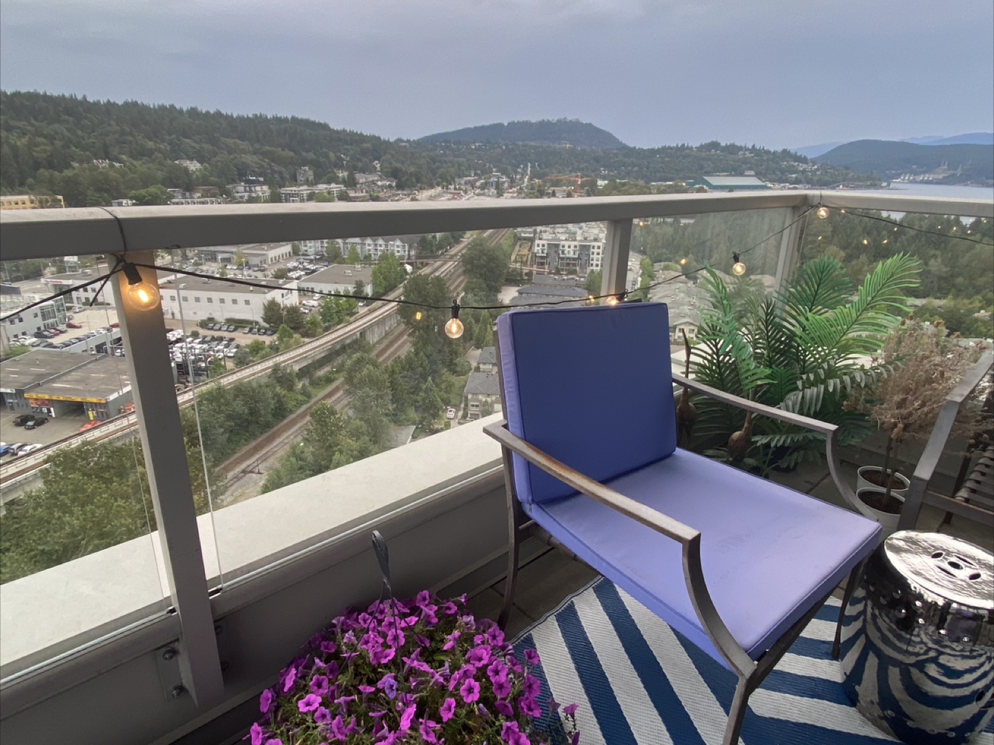 Outdoor furniture set