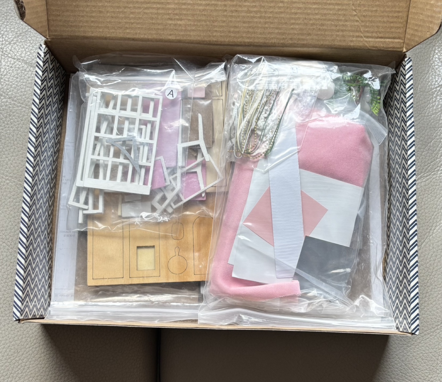 Girlsh Dream Miniature Scene DIY Kit - photo 2