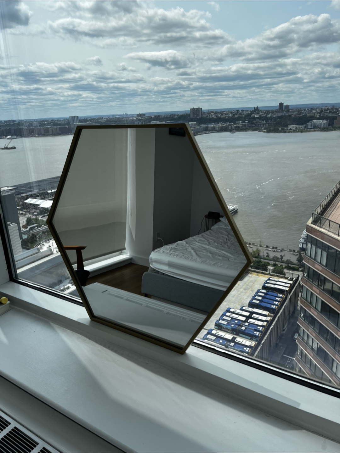 Hexagon Mirror