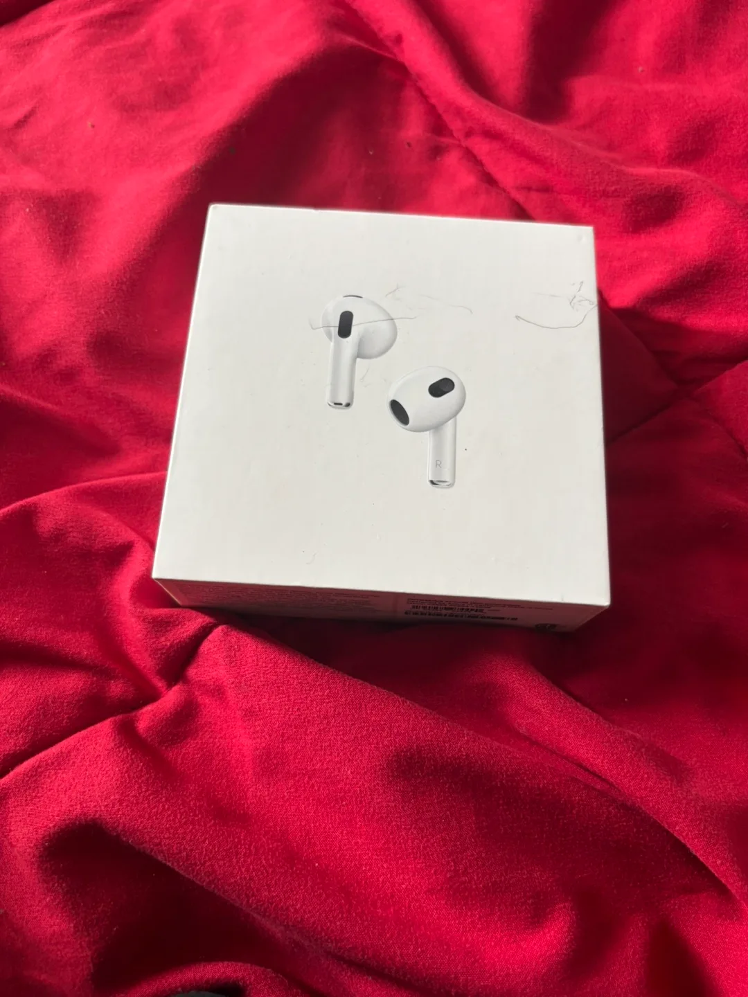 Apple iPhone 13 (Product) RED 128GB image indicator(6)