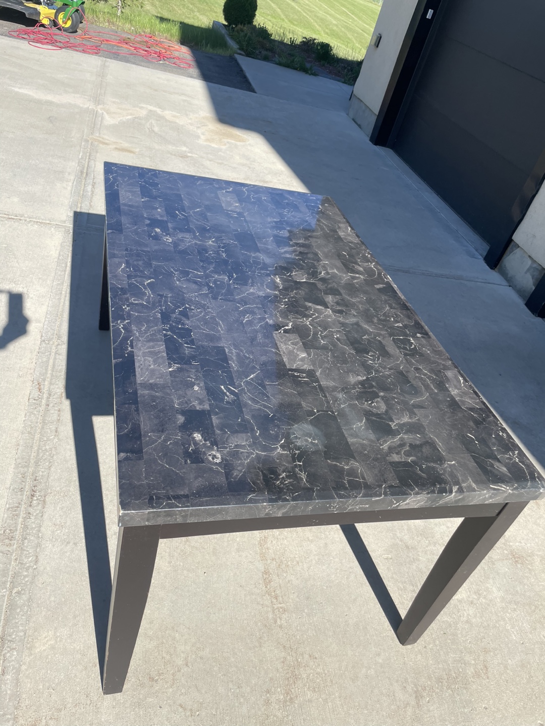Dining table - photo 2